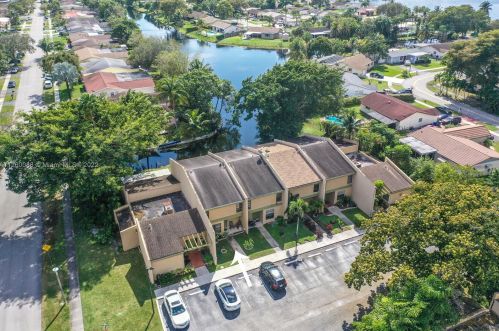 9210 14th St, Hollywood FL  33024-4501 exterior