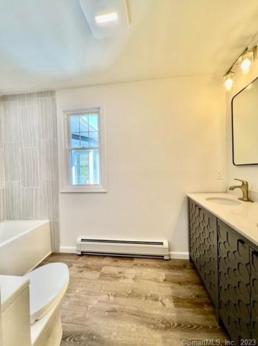 25 Atwood Rd, Woodbury CT  06798-2324 exterior