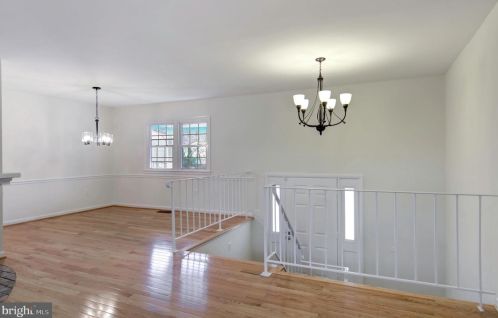 13404 Nickleson Dr, Woodbridge VA  22193-4131 exterior