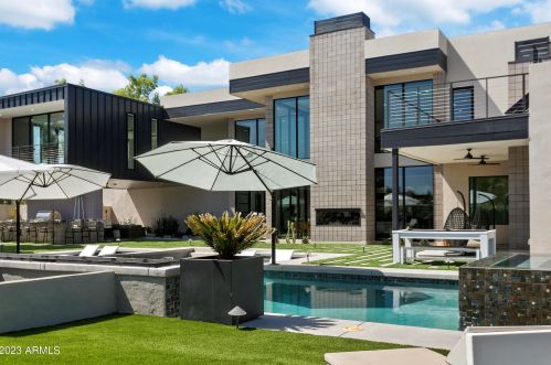 10019 57th St, Scottsdale AZ  85253-1137 exterior