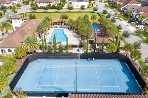 8035 Chilton Dr, Orlando FL 32836 exterior