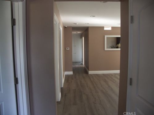 514 Kenbridge Dr, Long Beach, CA 90746-1147