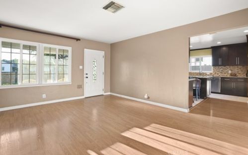 6540 Denny Ave, North Hollywood CA  91606-2734 exterior