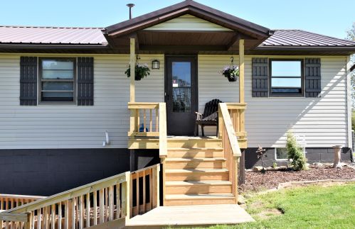 3000 Township Road 138, Somerset, OH 43783-9523