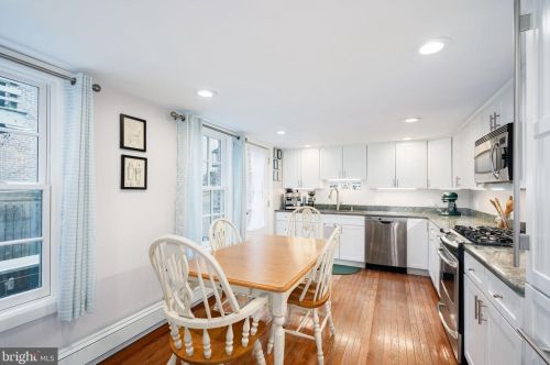 314 Iseminger St, Philadelphia PA  19107-5904 exterior