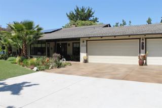 3454 Caballo Ln, Fallbrook, CA 92028-9308