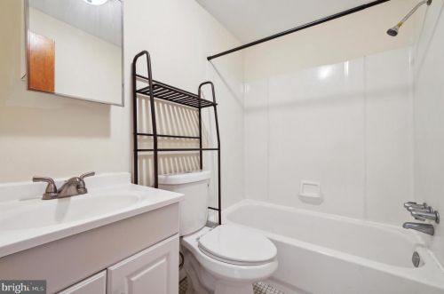 1419 4 St, Philadelphia PA  19147-0059 exterior