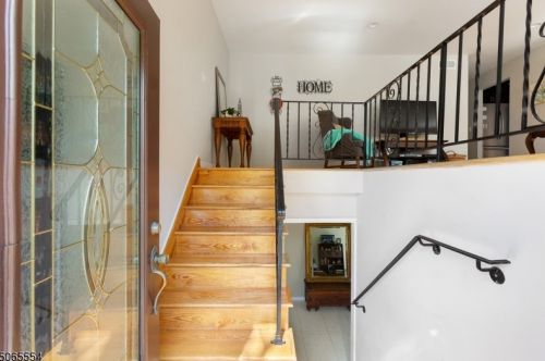 220 Martine Ave, Fanwood NJ  07023-1337 exterior