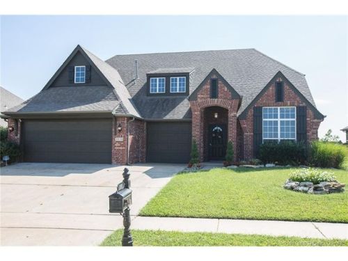 2028 135, Bixby OK  74008-3431 exterior