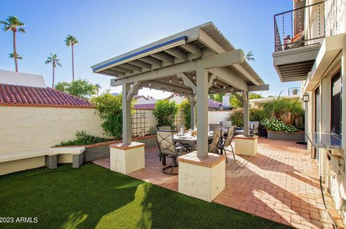 5822 Scottsdale Rd, Scottsdale AZ 85253-5415 exterior