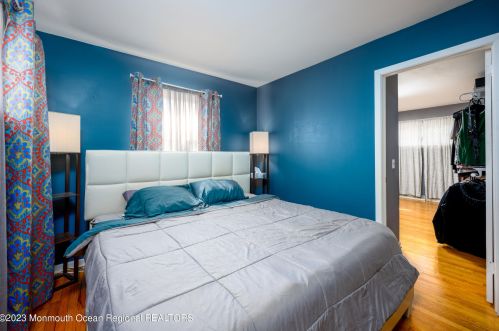 219 Cottonwood Dr, Bricktown, NJ 08723-3305