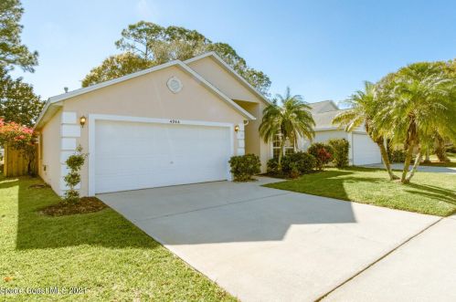 4944 Erin Ln, Melbourne, FL 32940-7158