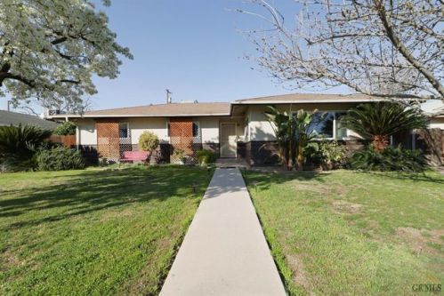 221 Maple St, Bakersfield, CA 93263-2413