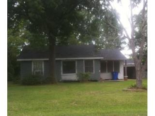 740 Starlin Dr, Sulphur LA  70663-7048 exterior