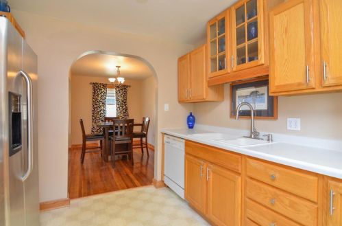 1663 Mason Way, Green Bay WI  54302-2721 exterior