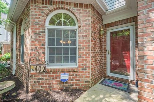 402 Waterside Dr, Canonsburg, PA 15317-2490