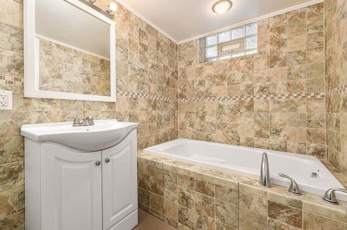 1859 Jancey St, Pittsburgh PA  15206-1146 exterior