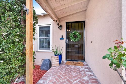 5950 Myrtle Ave, Long Beach, CA 90805-3515