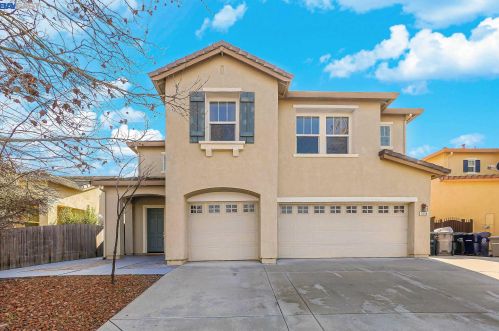 7696 Masters St, Elk Grove, CA 95758-7245