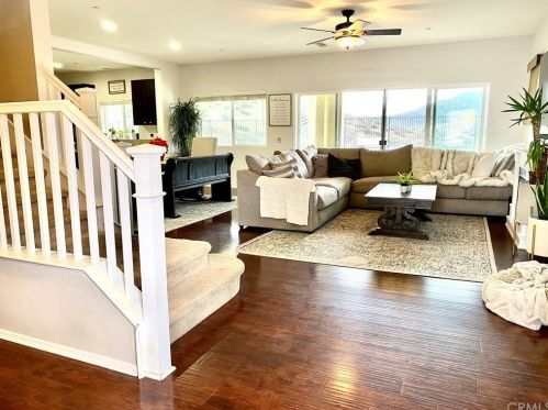 34149 Dianthus Ln, Lake Elsinore CA  92532-2983 exterior