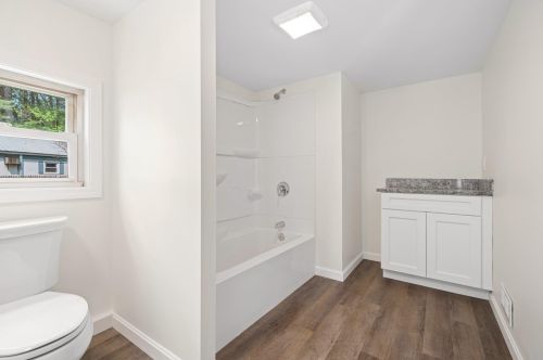 3 Margaret Ave, Raymond NH  03077-2052 exterior