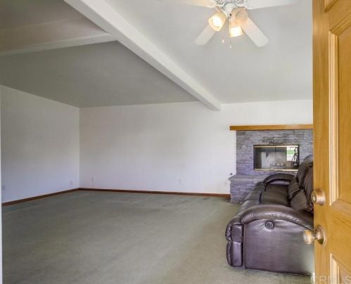 2527 Calle Gaviota, San Diego CA 92139-3105 exterior