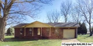2413 Demarius St, Scottsboro, AL 35768-3205