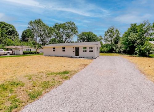 366 3rd St, New Harmony, OH 45176-1303