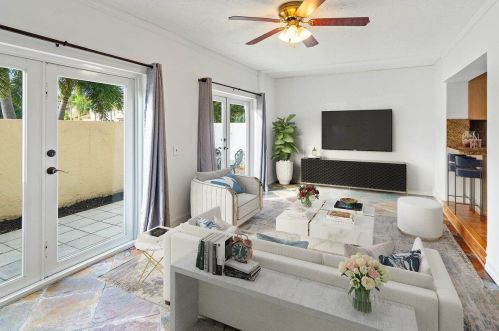 6656 Via Regina, Boca Raton FL  33433-3954 exterior
