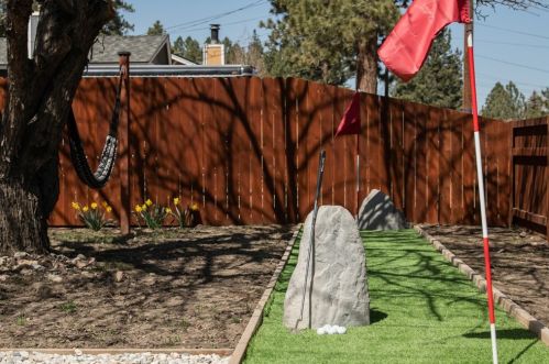 700 Country Club Blvd, Big Bear City CA  92314 exterior