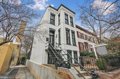 322 D St, Washington, DC 20002-5722