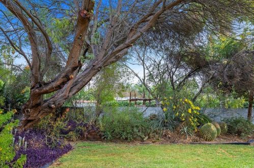 9833 Sharon Ave, Riverside CA  92503-3102 exterior