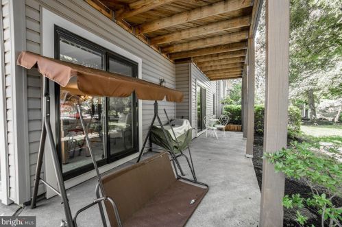 404 Pritchard Pl, Newtown Square PA  19073-3031 exterior