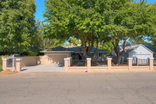 1518 Rowena Way, Sacramento, CA 95864-2659