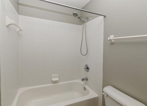 1444 Home Wood Ct, Amelia OH  45102-1687 exterior