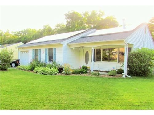 125 Harold Ave, Cornwall, NY 12518-1701