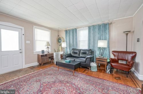 2402 Lexington Ave, Camden NJ  08110-1942 exterior