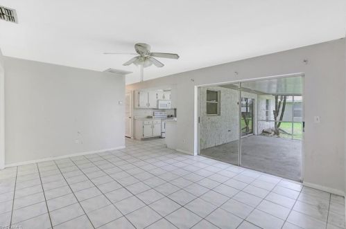 264 Ground Dove Cir, Lehigh Acres FL 33936-6931 exterior