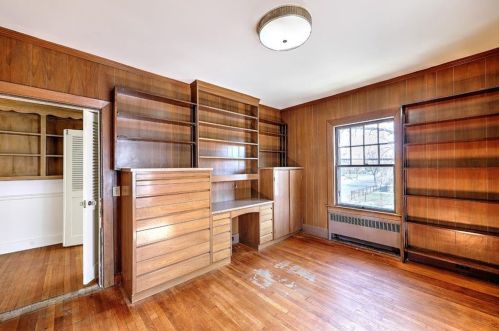 310 Elmgrove Ave, Providence RI  02906-4252 exterior