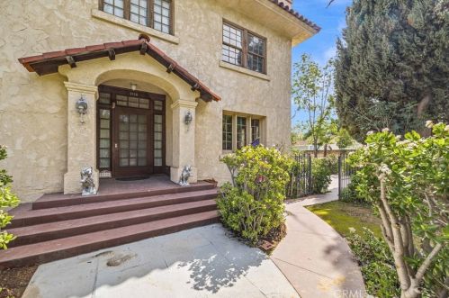 5216 Victoria Ave, Riverside, CA 92506-1565