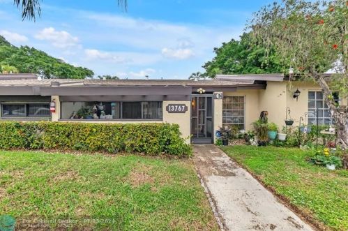 13767 Via Aurora, Delray Beach, FL 33484-1957
