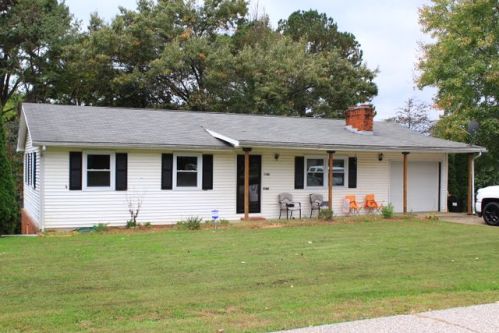 1106 Ackison St, Russell, KY 41169-1903