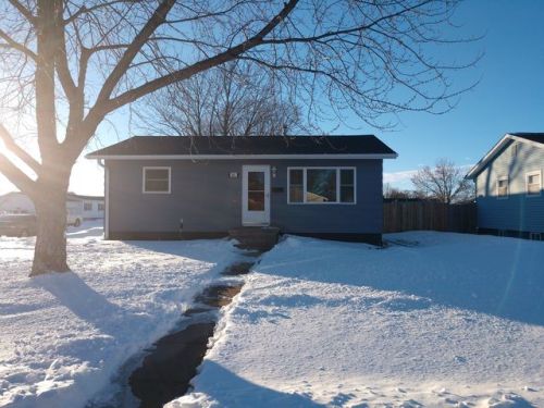 801 Maberly St, Ragan, NE 68949-1560