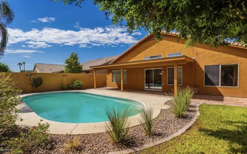 341 Nunneley Rd, Gilbert, AZ 85296-3426
