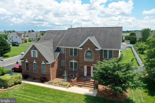 100 Covey Xing, Dover, DE 19904-5592