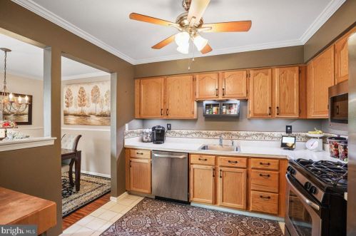 27 Heritage St, Trenton NJ exterior