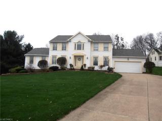 8072 Glendevan St, Massillon, OH 44646-9017