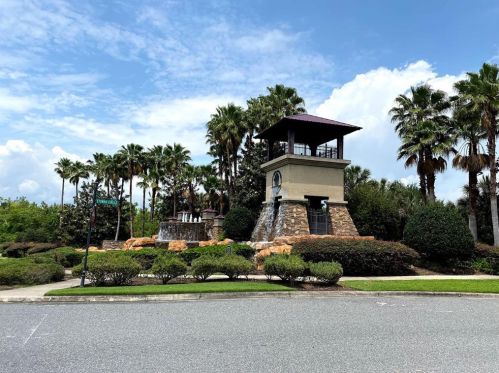 3393 Landing Vw, Tavares, FL 32778