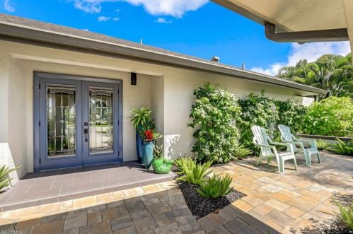2201 Noble Ct, Naples, FL 34110-1023