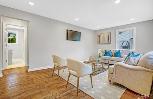 344 Penfield Pl, Green Brook NJ  08812-1629 exterior